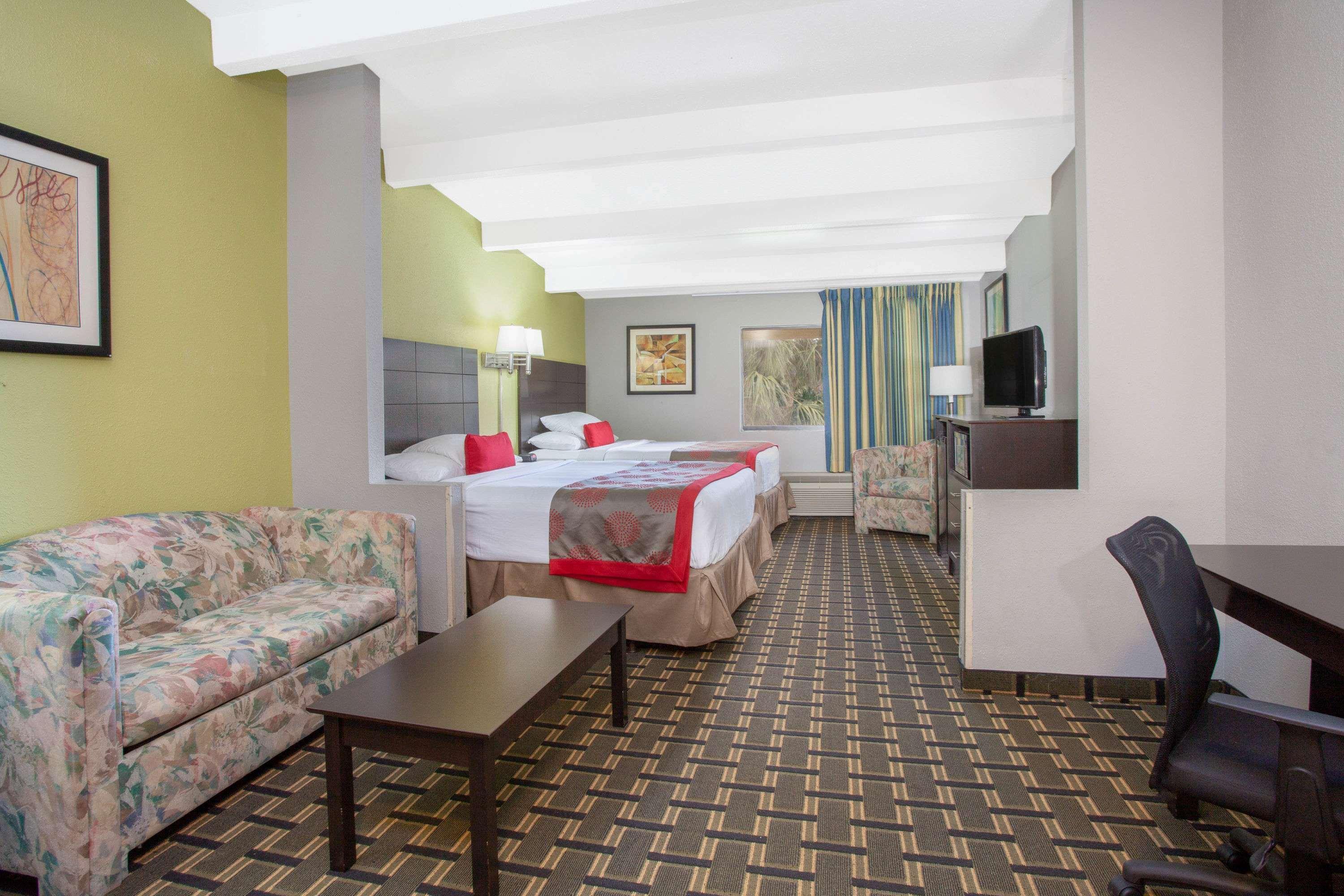 Ramada By Wyndham Davenport Orlando South Hotel Exterior photo